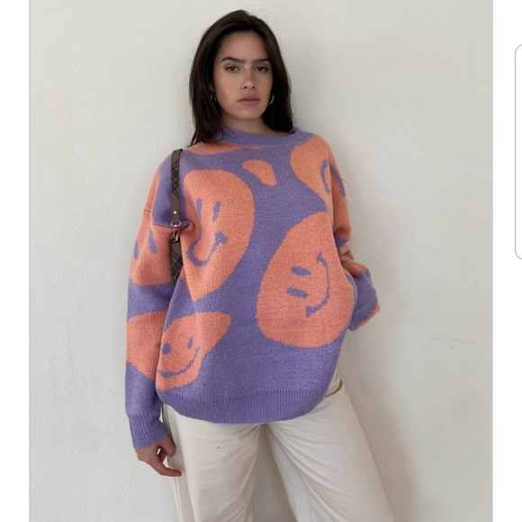 💜🧡The Willow🧡💜 SMILEY FACES PULLOVER SWEATER - Picture 3 of 9